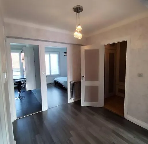 Le Balcon Des Pyrenees Лурд