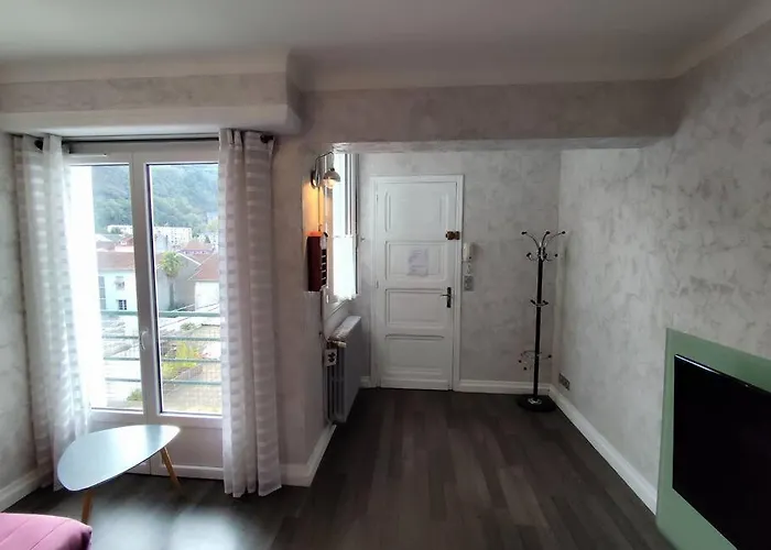 Le Balcon Des Pyrenees Апартаменты Лурд