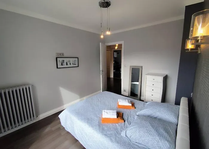 Le Balcon Des Pyrenees Лурд