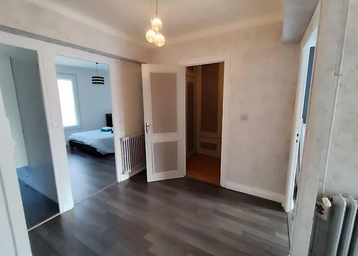 Le Balcon Des Pyrenees Lägenhet *